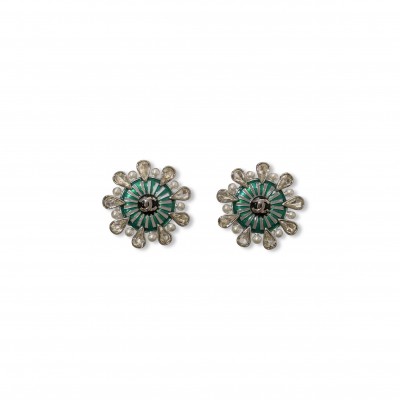 CHANEL SNOWFLAKE EARRING